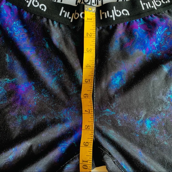 Hyba galaxy print cropped leggings in size sm/md - Picture 6 of 9